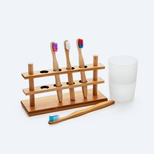 Toothbrush holder